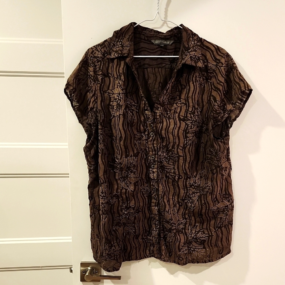 🔥 3/$25 🔥P2P 24" Addition Elle Patterned Top